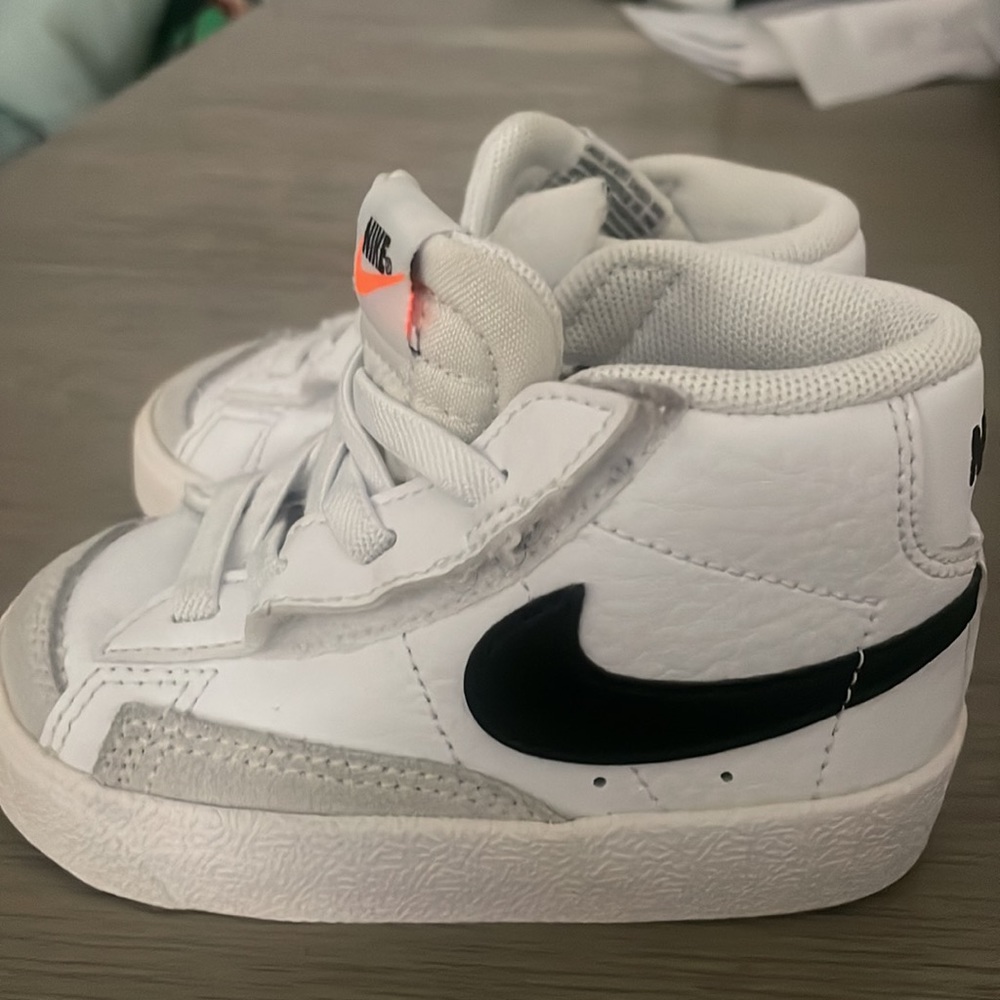 NIKE INFANT TODDLER LIFESTYLE SHOES BLAZER MID 77